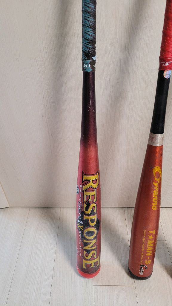 리판 오리 등 야구 배트 3자루 판매 이미지