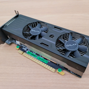 갤럭시 GTX1050 LP 그래픽카드 이미지