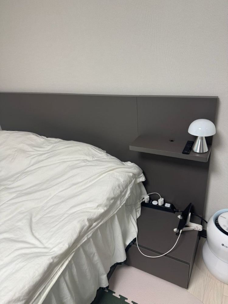 시몬스 침대 퀸 이미지