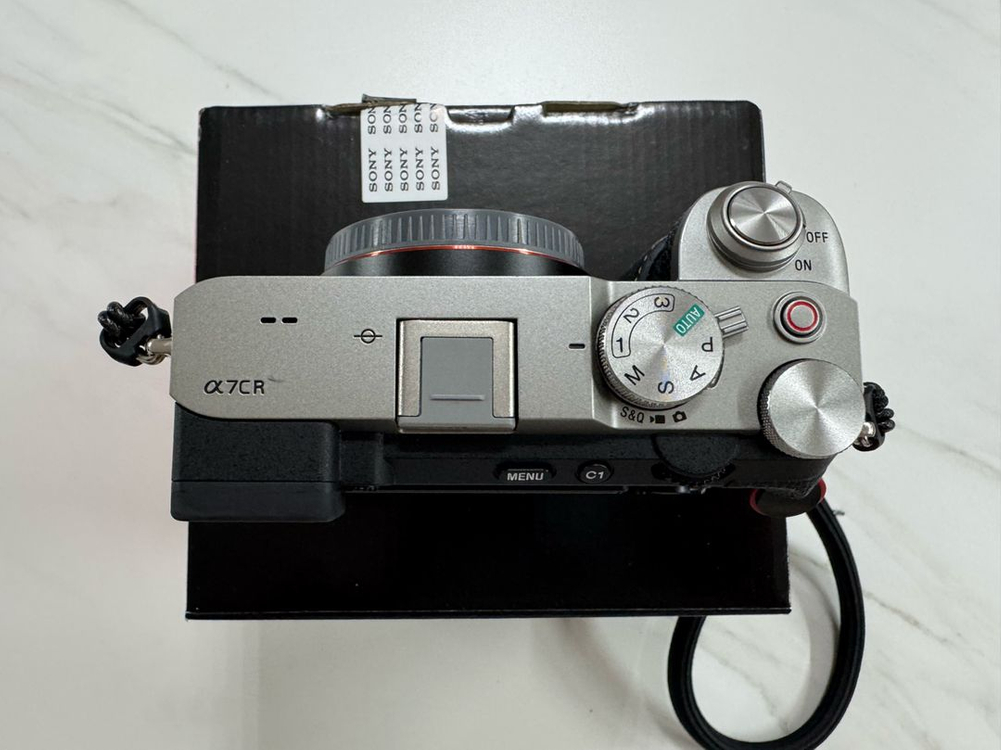 SONY A7CR 실버 바디 이미지