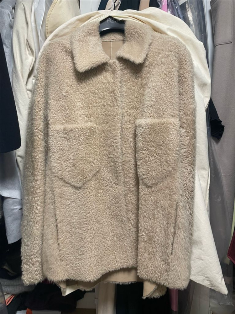 R2W 알투더블유 Leon lacon teddy JK 이미지