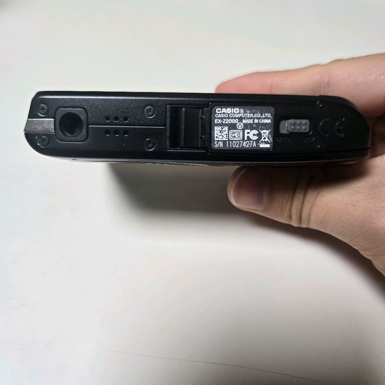 카시오 엑슬림 Z2000 디지털 카메라 이미지