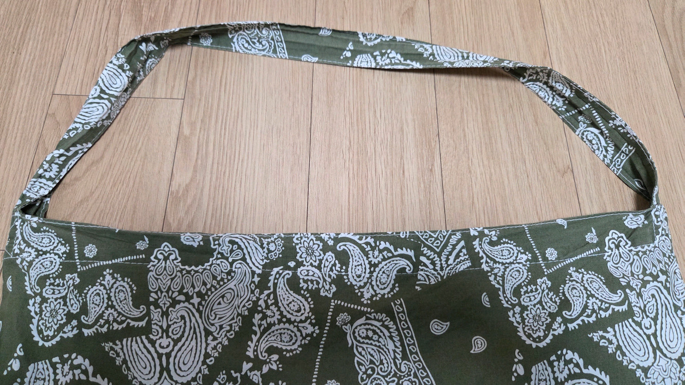 이미스 에코백 이미지