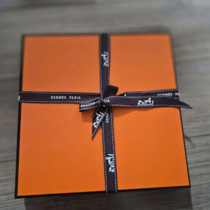 에르메스 신상 스카프 실크 70 이미지