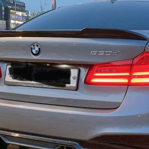 bmw g30 5시리즈 정품 테일램프 팝니다. 이미지