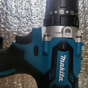 충전 전동드릴 팝니다. 이미지