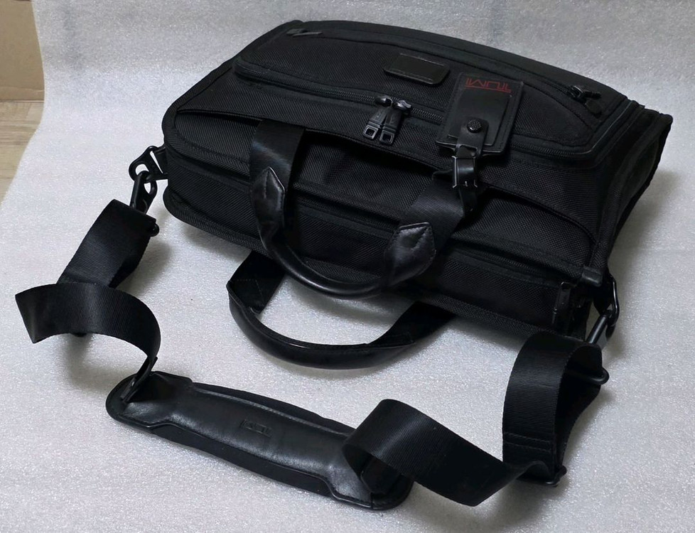 투미 TUMI 알파 슬림 디럭스 포트폴리오 26110DH 서류가방 이미지