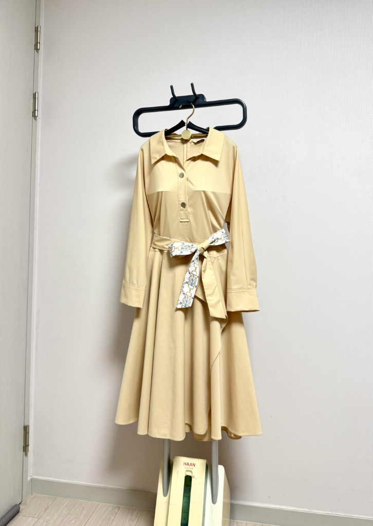 모조에스핀원피스 이미지