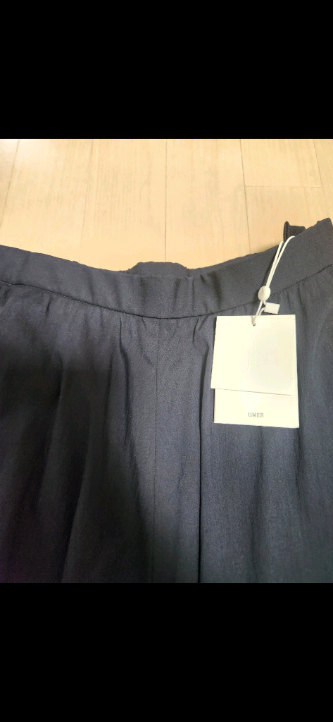 유메르 베니스 플레어스커트 디네이비 2 이미지