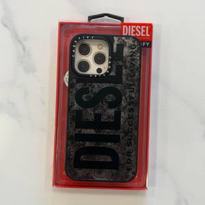 케이스티파이 디젤 아이폰 15 프로 맥스 케이스 이미지