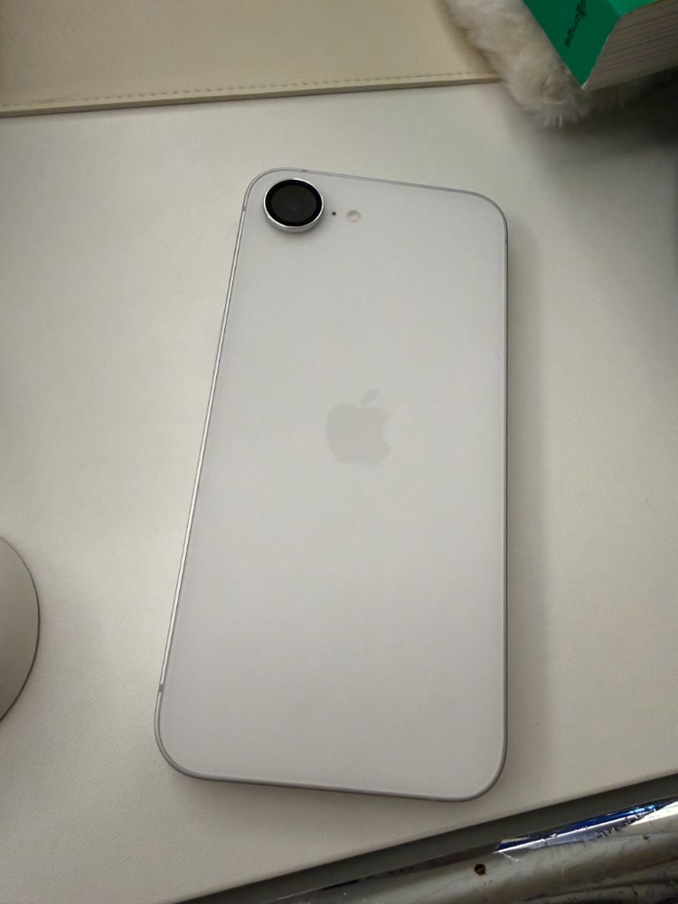 SS급)아이폰16e 256 풀박스 이미지