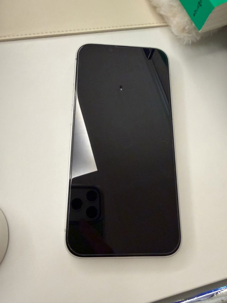 SS급)아이폰16e 256 풀박스 이미지