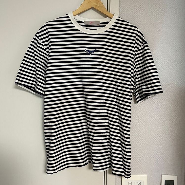 에잇세컨즈 고래 자수 스트라이프 반팔 티셔츠 XL 105 사이즈 팝니다. 이미지