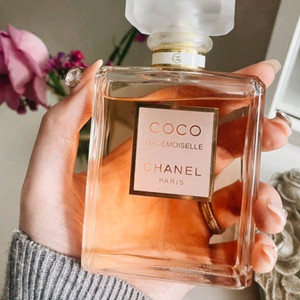 샤넬 코코 마드모아젤 오드퍼퓸 이미지