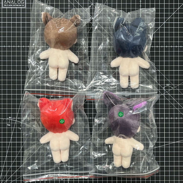 데못죽 데뷔 못하면 죽는 병 걸림 10cm 비공식 솜인형 콩스타 (콩배세, 콩청우, 콩유진, 콩래빈) 이미지