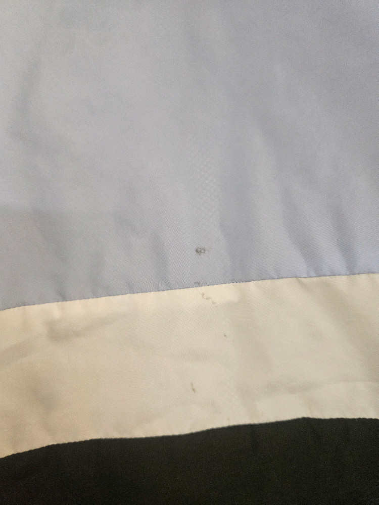 키즈 아디다스 바람막이 150판매해요. 이미지