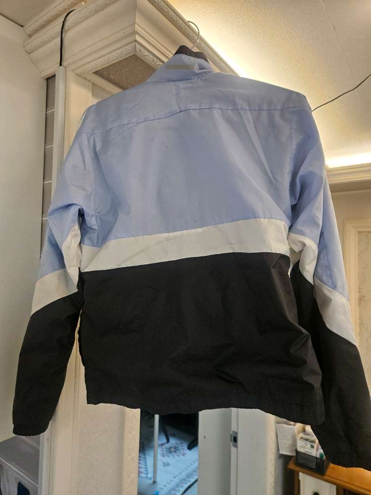 키즈 아디다스 바람막이 150판매해요. 이미지