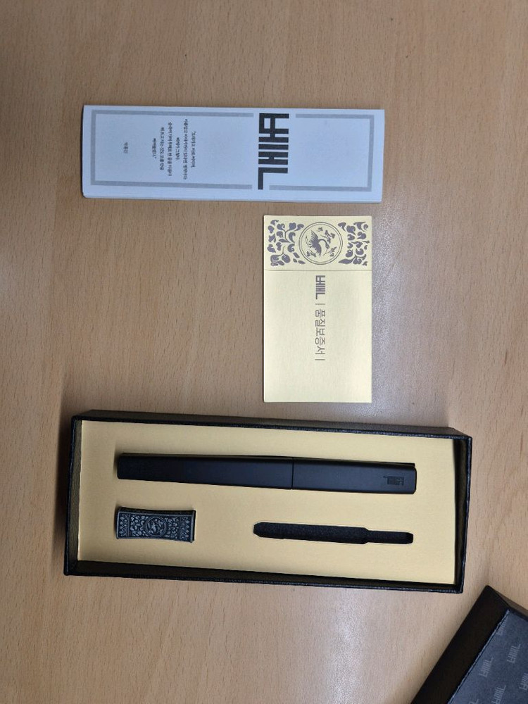 겸손 베개 만년필 (흑/18k) 이미지