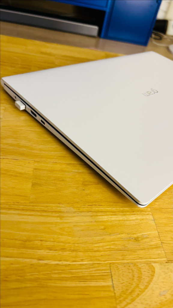 쿨거래 17그램 17Z990-VA50K 고성능 i5/8G/256G 대화면 노트북 판매합니다 이미지