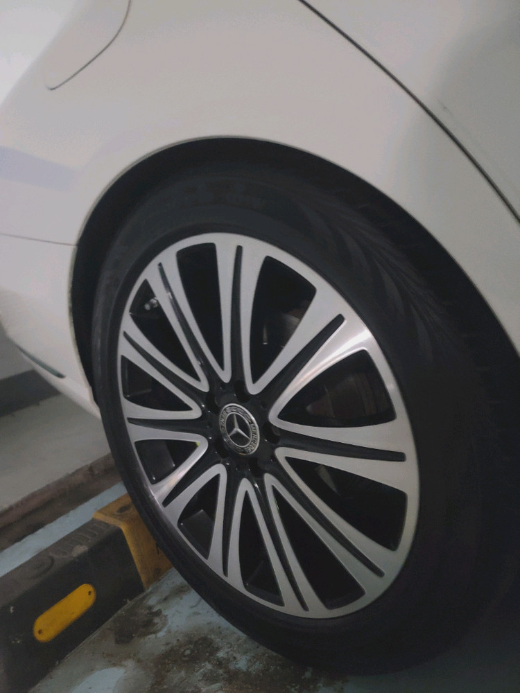 벤츠E400휠타이어 독일정품 이미지