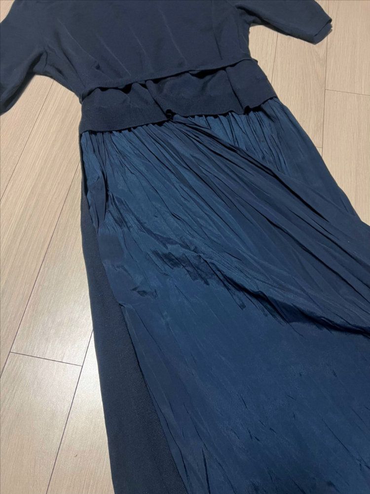 21년 한섬 더캐시미어 the cashmere 울 캐시미어 백 플리츠 니트 롱원피스 벨트 반팔 네이비 이미지