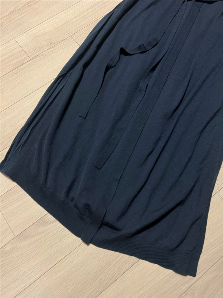 21년 한섬 더캐시미어 the cashmere 울 캐시미어 백 플리츠 니트 롱원피스 벨트 반팔 네이비 이미지