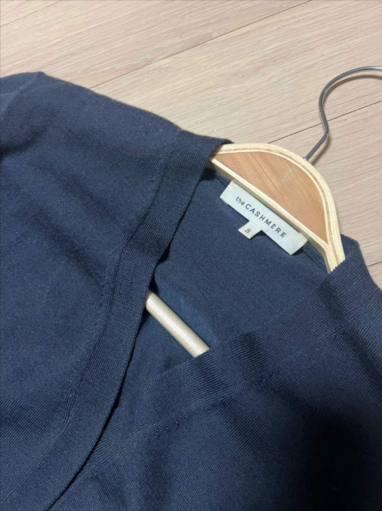 21년 한섬 더캐시미어 the cashmere 울 캐시미어 백 플리츠 니트 롱원피스 벨트 반팔 네이비 이미지