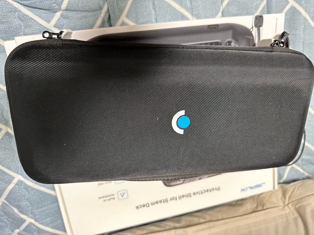 코도모 정발 lcd스팀덱 512기가 버전(2테라교체)+외장메모리512장착 풀셋팅=케이스 다수 및 독 싸게판매 이미지