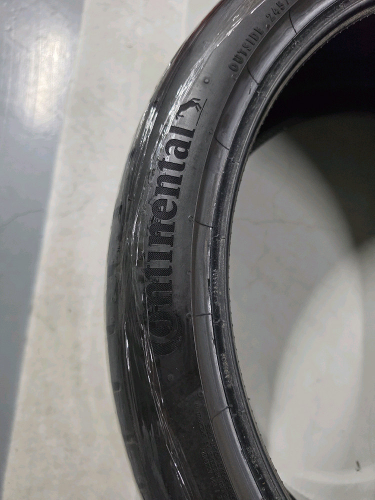 콘티넨탈 타이어 245 35 ZR 20 dws06 올시즌 ~ 벤츠 E350 amg line 앞바퀴 이미지