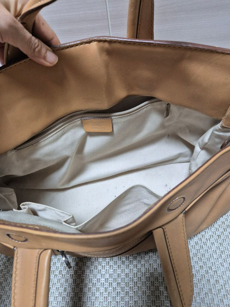 (정품) 페라가모 간니치 토트백 살바토레 페라가모 빅토트 이미지