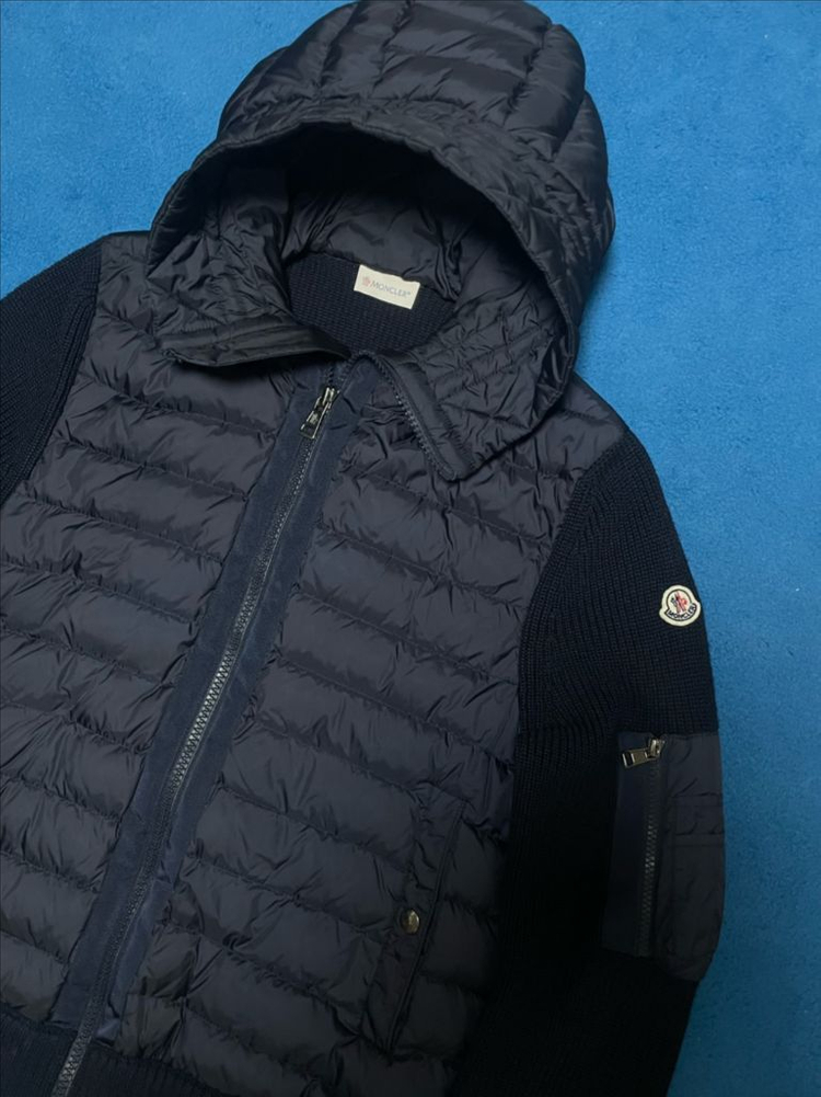 백화점판 새상품급 정품 몽클레어 니트패딩 울 가디건 이미지