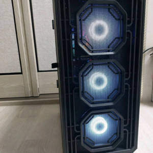 컴퓨터 I5-13400F RTX 3070 1TB 게이밍 pc 본체 잘돌아갑니다 이미지