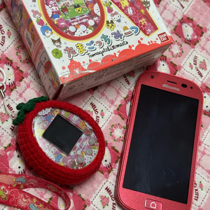 다마고치 미츠 산리오 레드 DX 도코모 통신폰 이미지