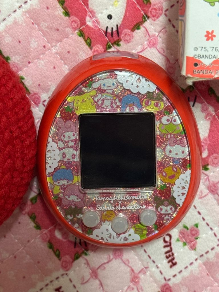 다마고치 미츠 산리오 레드 DX 도코모 통신폰 이미지