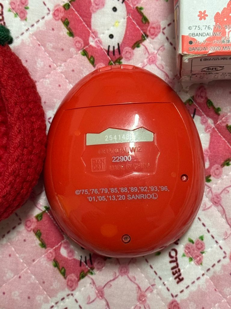 다마고치 미츠 산리오 레드 DX 도코모 통신폰 이미지