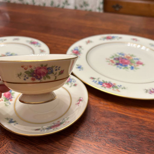 레녹스 로즈 총 5피스예요(미국산) 이미지