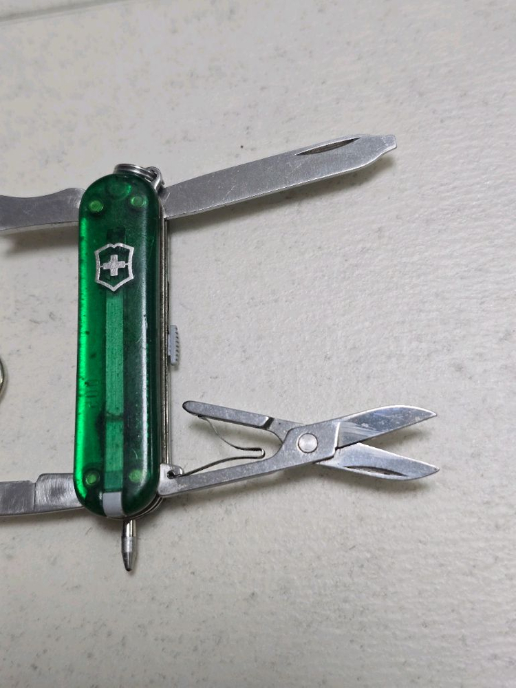 빅토리녹스 램블러 볼펜기능 와 클래식 SD 이미지