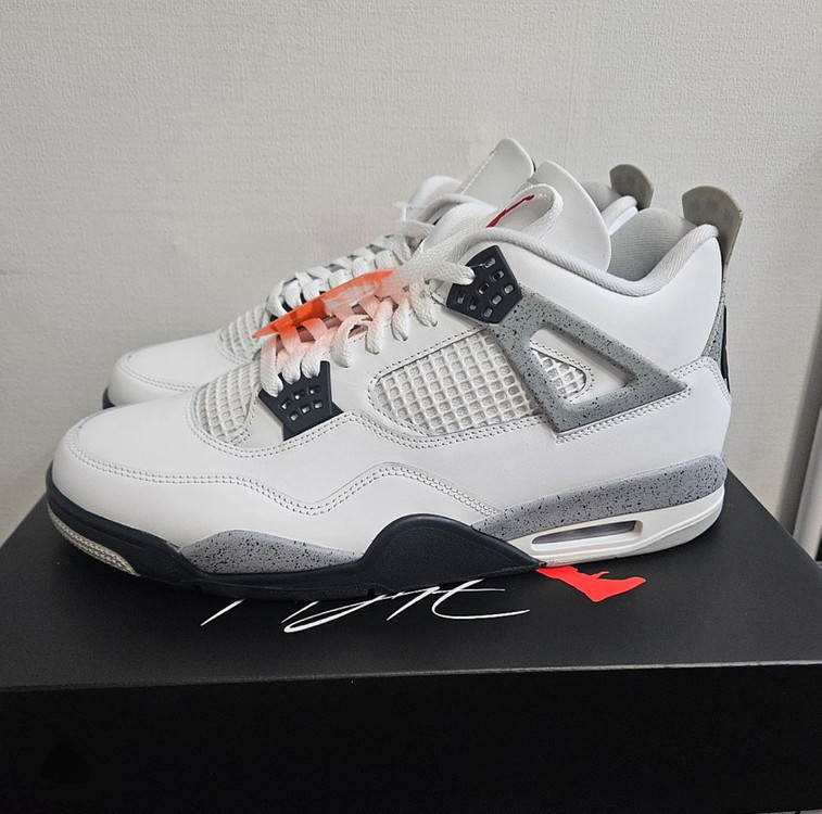에어조던 4 레트로 OG 화이트 시멘트 2025 이미지