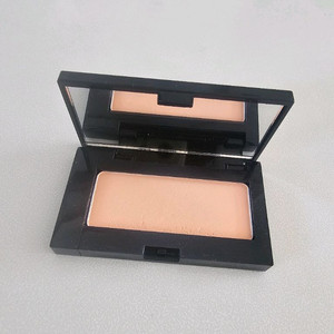 슈에무라 M521 글로우온 블러셔 아오이유우 블러셔 유명템 이미지