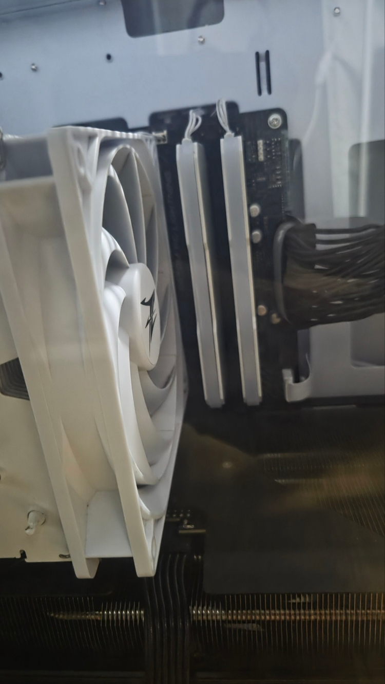 삼성 DDR5 4800 16GB 2장 (총 32GB) + 리드쿨 ARGB 방열판 풀뱅크 세트 [데스크탑용] 이미지