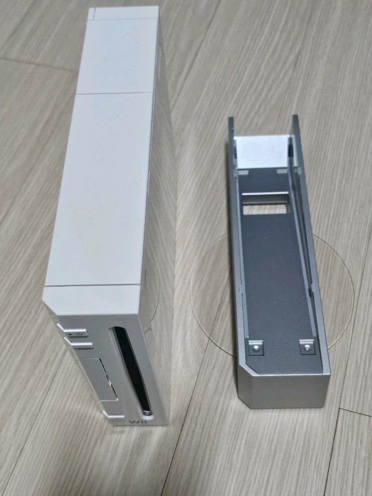 닌텐도 위 본체 세트 2013년 10월 마지막 생산품 이미지