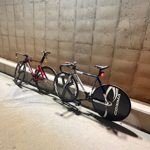 엔진11 메탈블루 오발디 이미지