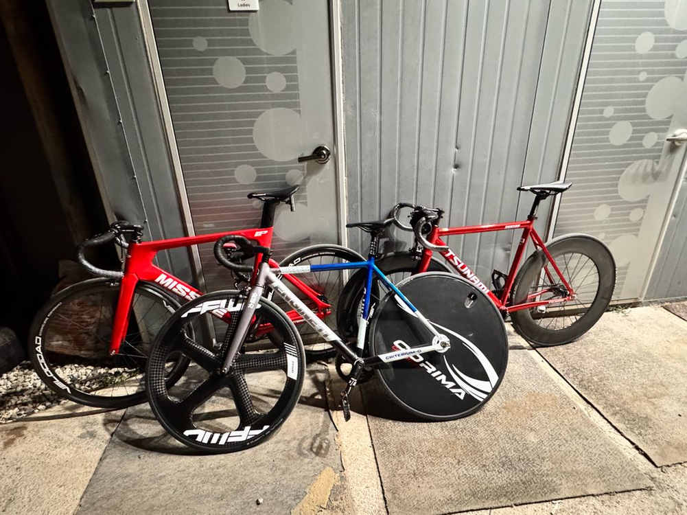 엔진11 메탈블루 오발디 이미지