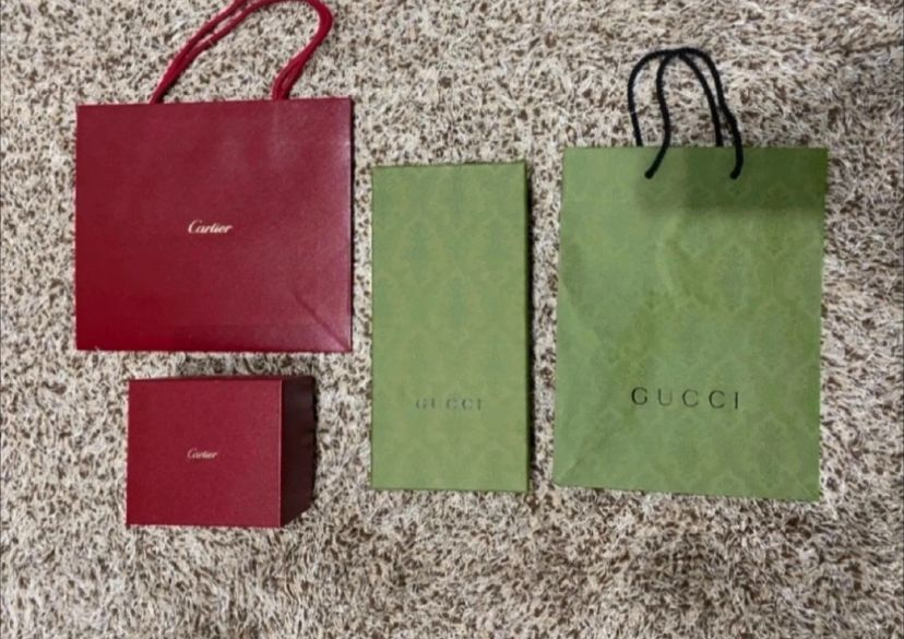 명품쇼핑백 이미지