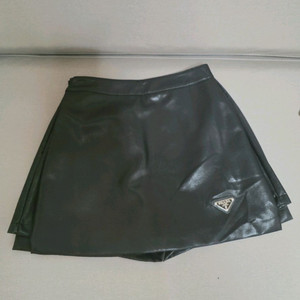 프라다 가죽 스커트 이미지