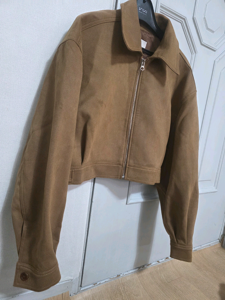 런던플랏 스웨이드 크롭 자켓 이미지