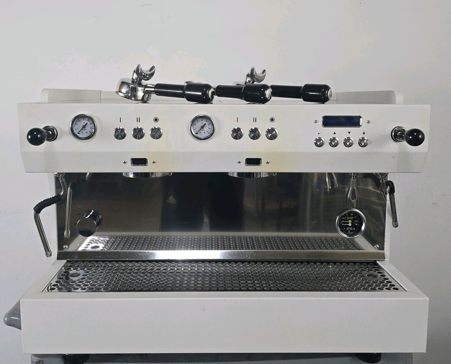 커피머신 엘로치오 디그니티 2그룹 23년식 이미지