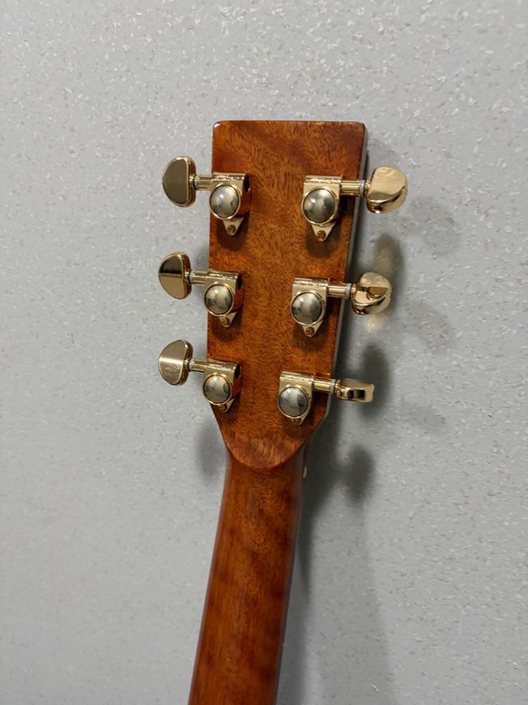 윌마 수제기타 올쏠리드 통기타 판매합니다 이미지