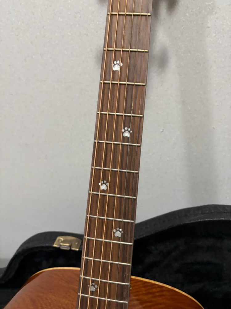 윌마 수제기타 올쏠리드 통기타 판매합니다 이미지