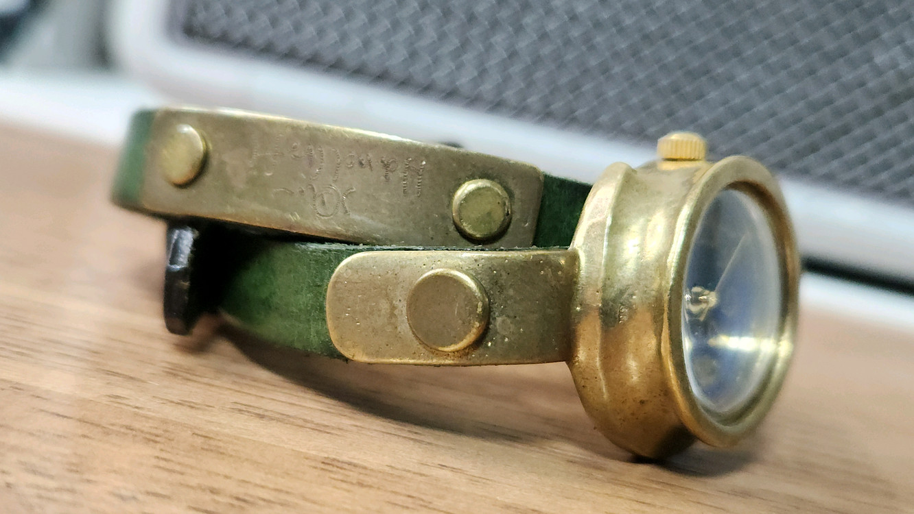 # 일본 수제 커스텀 메이드 손목시계 급처 이미지